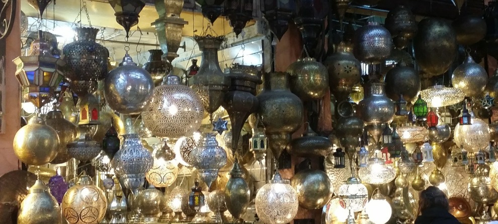 cut-metal-lanterns-marrakesh-souk-1b-990×446